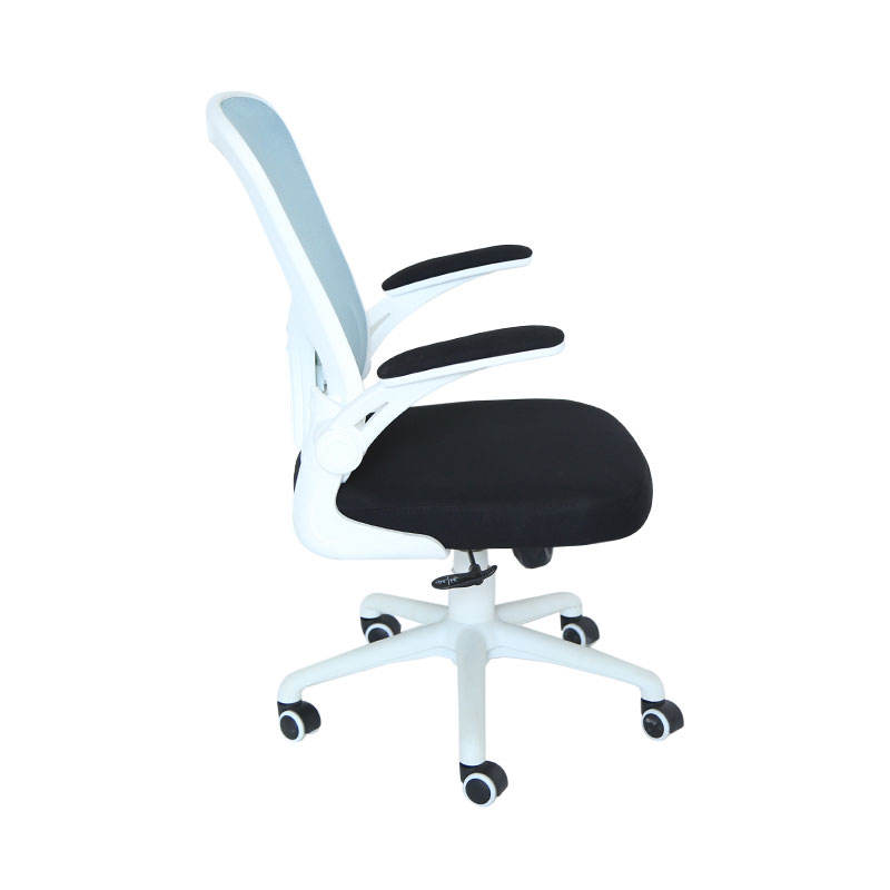 Silla de oficina ergonómica giratoria de malla con reposabrazos 