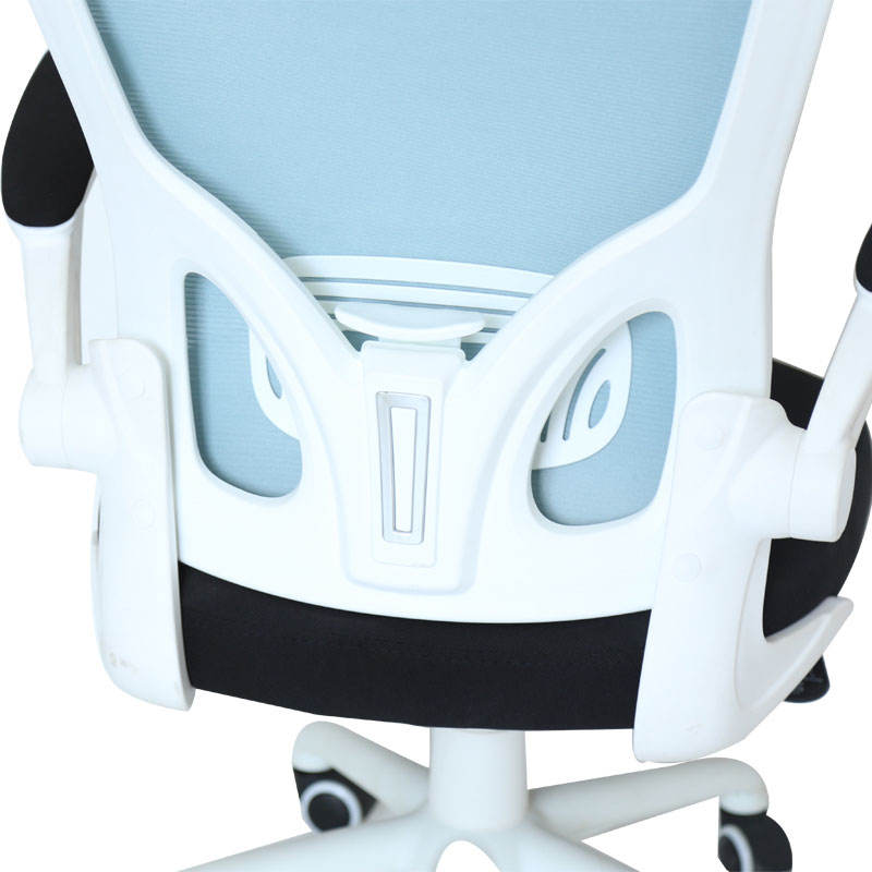 Silla de oficina ergonómica giratoria de malla con reposabrazos 